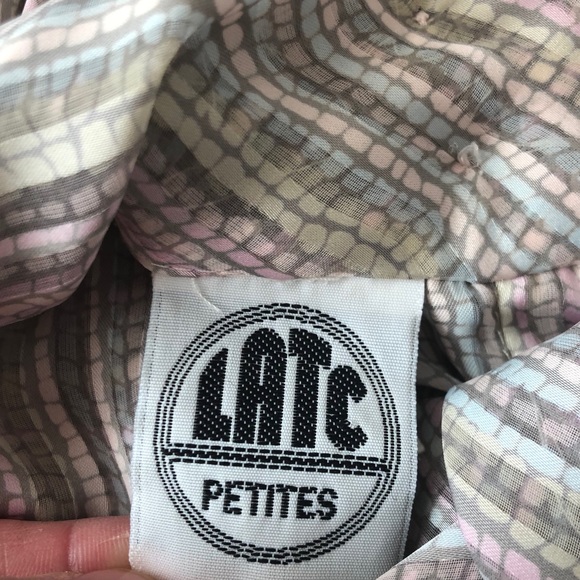 Vintage Blouse - Picture 10 of 11